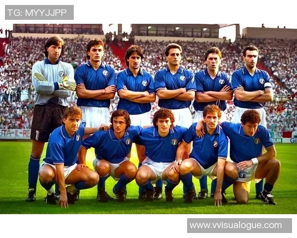 仰视绿茵巨星力量感受足球传奇风采瞬间定格