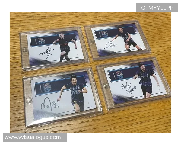 卡卡持银砖限量版足球球星卡价值分析及市场趋势探讨