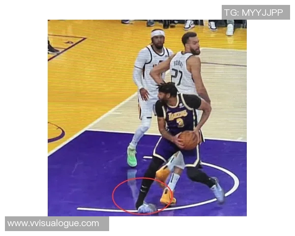 崴脚球星深度分析:伤情影响与复出前景探讨 崴脚球星深度分析:伤情影响与复出前景探讨