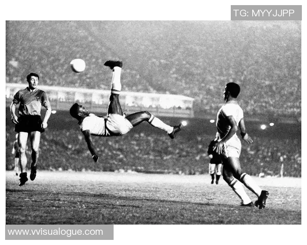 贝利传奇:足球之王的荣耀时刻与永恒壁纸回顾 贝利传奇:足球之王的荣耀时刻与永恒壁纸回顾