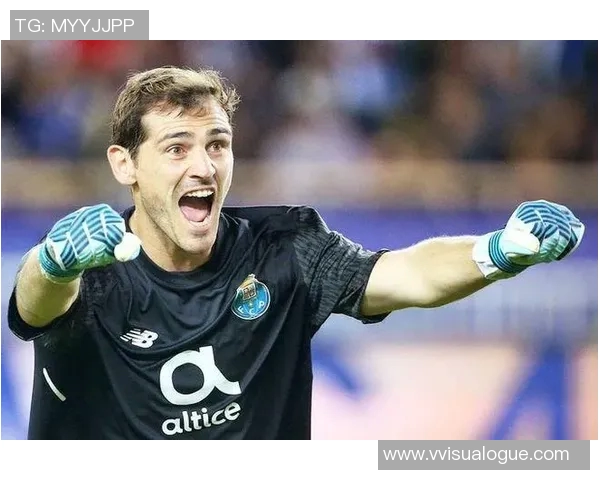 克洛克：从球场传奇到世界足球巨星背后的奋斗故事