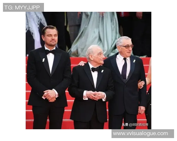 德国足球球星穿西服亮相引热议展现绅士风范与赛场激情并存